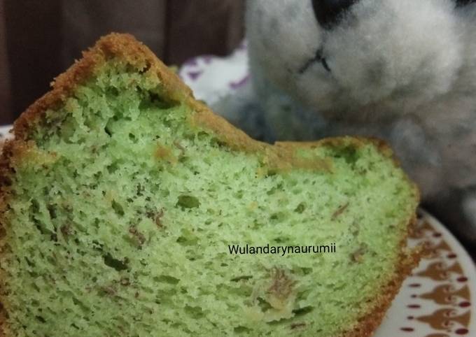 Cara Gampang Menyiapkan Banana pandan Moist cake Anti Gagal