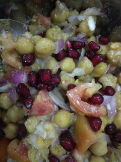 A picture of Chana chat.