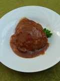 Hamburguesa en una salsa agridulce