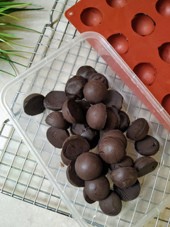 Foto resep Chocolate Ganache Untuk Isian Roti/Cookies