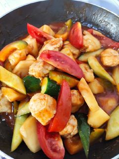 รูปของ ผัดเปรี้ยวหวาน พริกยักษ์ 😋