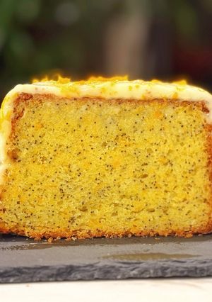 A picture of Orange poppy seed loaf cake.