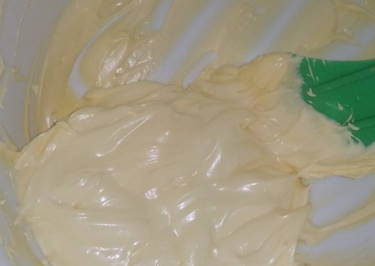Bagaimana Membuat Butter Cream olesan/isian roti (recook @Dewi Herlina) Anti Gagal