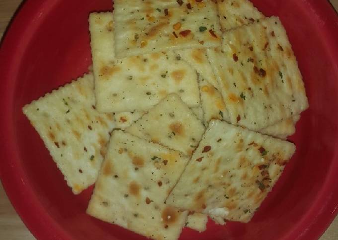 Steps to Make Quick Hot Crackers