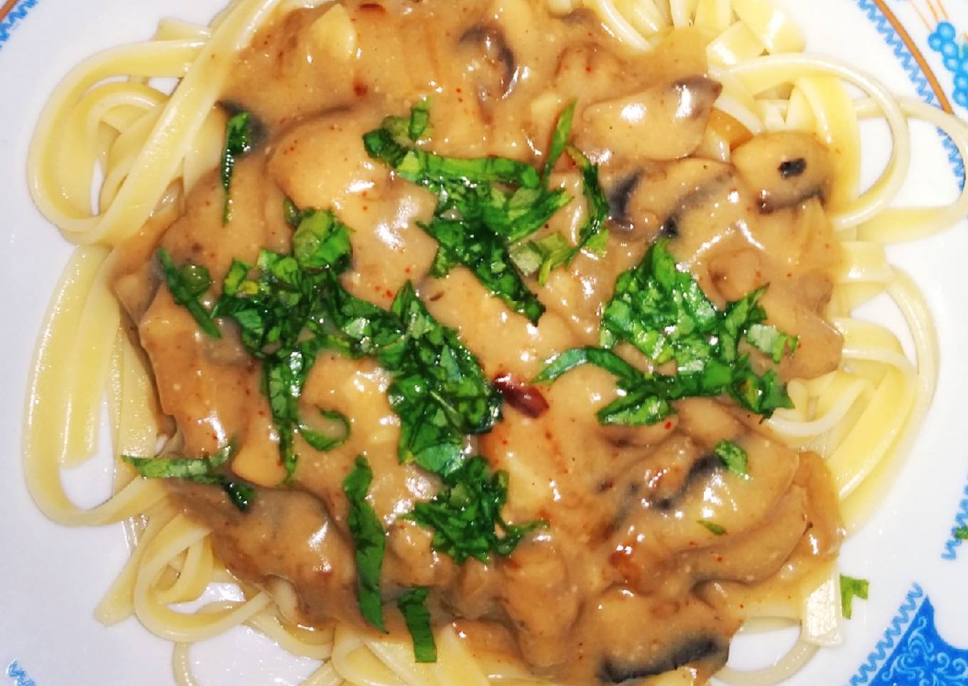 ������Vegan Stroganoff Pasta