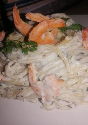 Una foto de Spaghetti con camarón 🦐 🍝