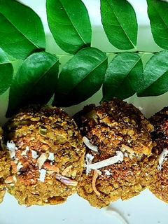 मटकी कटलेट (Matki Cutlet Recipe In Marathi) रेसिपी चे मुख्य फोटो 