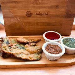 A picture of Palak Pakore.