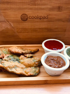 A picture of Palak Pakore.