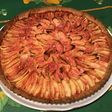 Maxi tarte pommes pralines roses (pâte brisée épeautre lait pralines roses)