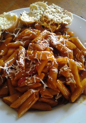 Una foto de Pasta con lomo de cerdo