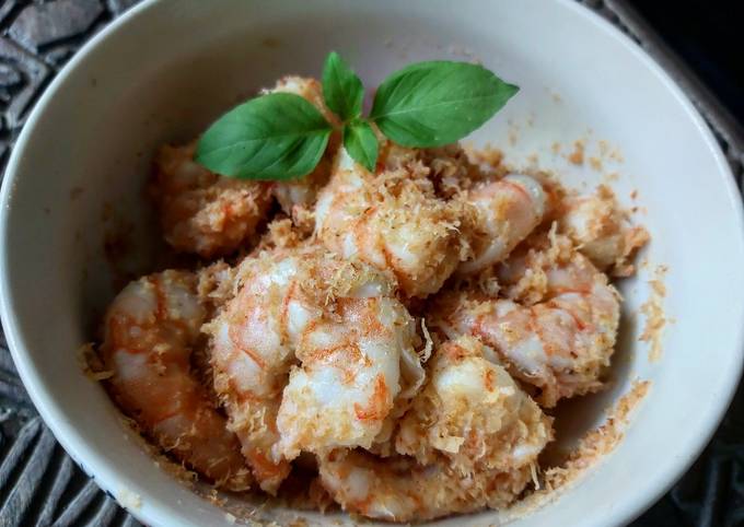 Salad Udang Kelapa Goreng