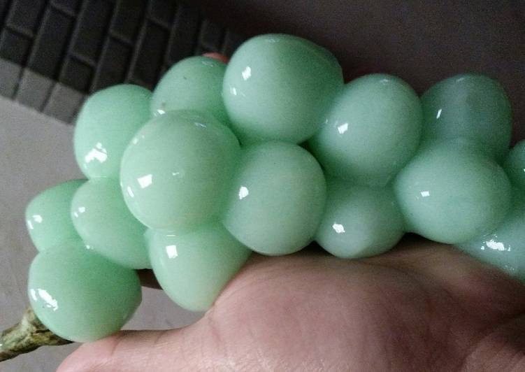 Olahan Jelly karakter (anggur) | Cara Bikin Jelly karakter (anggur) Yang Bisa Manjain Lidah