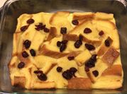 A picture of bread raisins pudding