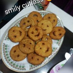 Smiley cutlus A picture of Smiley cutlus.