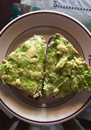 Una foto de Aguacate con desayuno!
