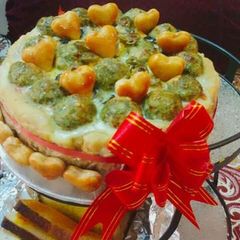 A picture of Spicy_kafta_pizza_ cake.