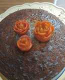 Torta de zanahoria con sus flores en zanahoria