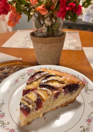Őszi mandulakrémes gyümölcspite 🍂 recept fotója