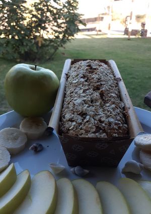 Una foto de Budín Integral con manzana verde, avena y canela👌