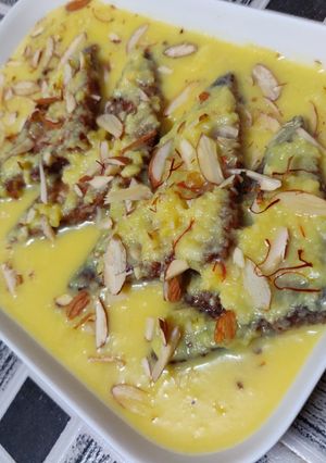 A picture of Shahi tukda.