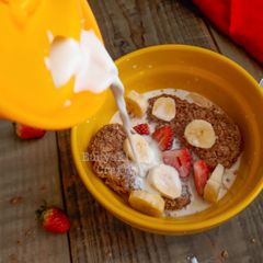 A picture of Chocolate Weetabix.
