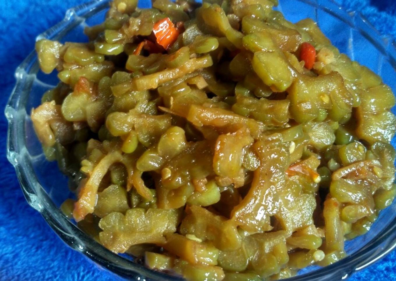 Tumis pare pedas