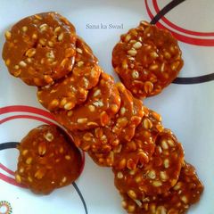 A picture of Peanut Jaggery Chikki.