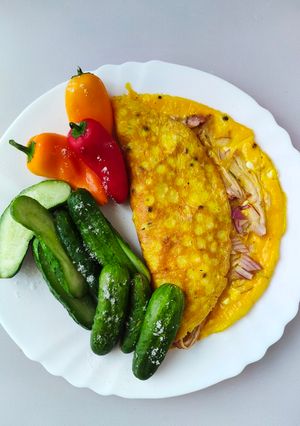 Zdjęcie przepisu Omlet z dodatkami.