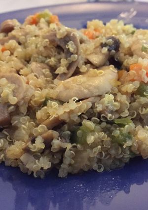 Foto principal de Quinoa con verduras y soja