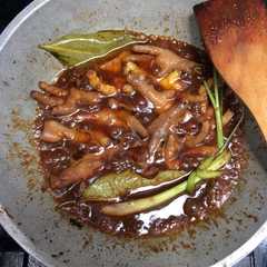 รูปของ Ceker Pedas Manis