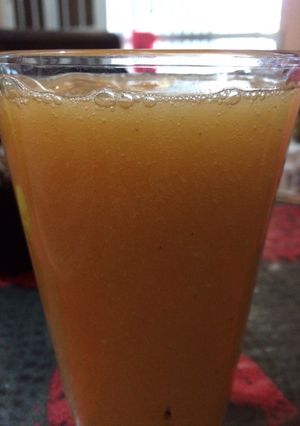 Una foto de Licuado de guayaba y papaya, fácil y rápido