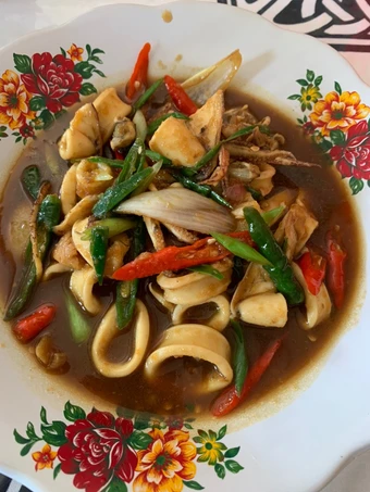 Cara Gampang Membikin Resep Cumi Saos Tiram yang Bisa Manjain Lidah Anti Ribet, Lezat Sekali