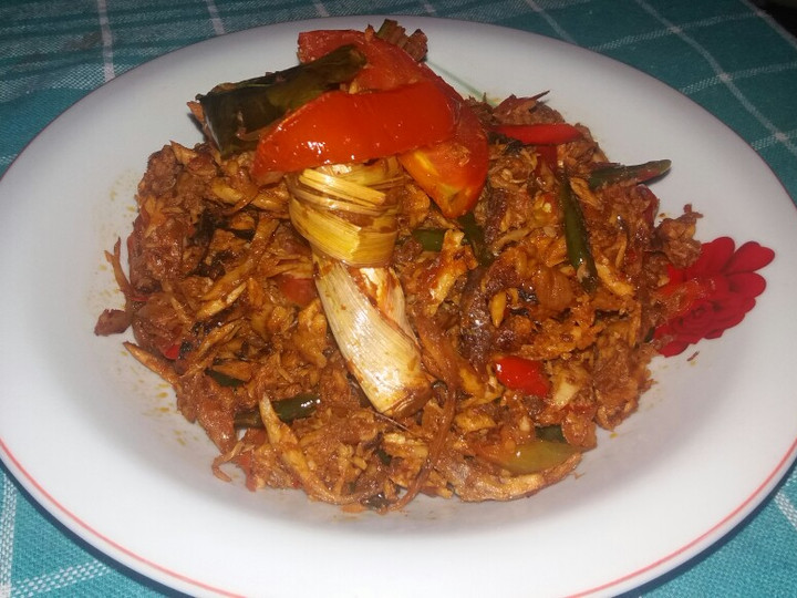 Cara Gampang Membuat 18. Tongkol Suwir Pedas Asam Manis yang Sempurna