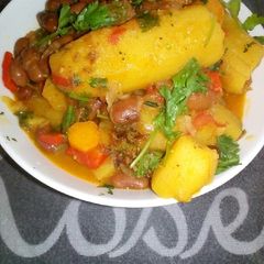 A picture of Lazy matoke aka one pot matoke.