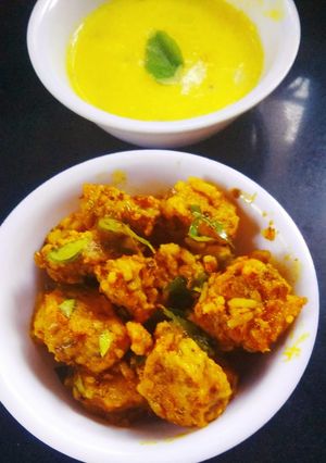गुजराती मुठिया(Gujarati muthiya recipe in Hindi) रेसिपी मुख्य फोटो