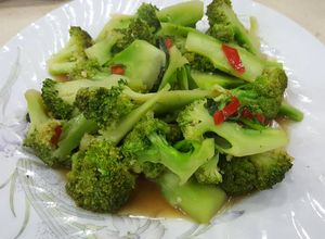 Hình của món Bông cải xào.