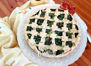 Foto di Torta salata con speck, ricotta e bietole