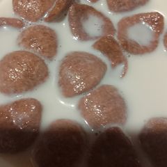 A picture of Milk chocos.