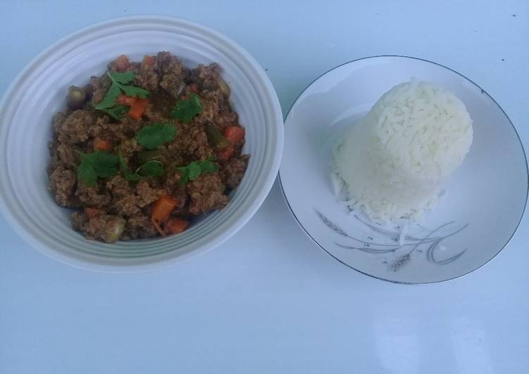 Mince meat with tomato