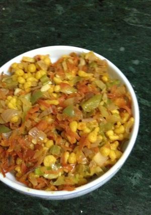 A picture of Boondi ki sabzi.