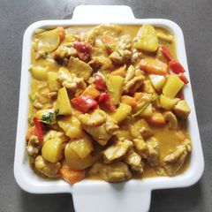 A picture of Chicken Curry.
