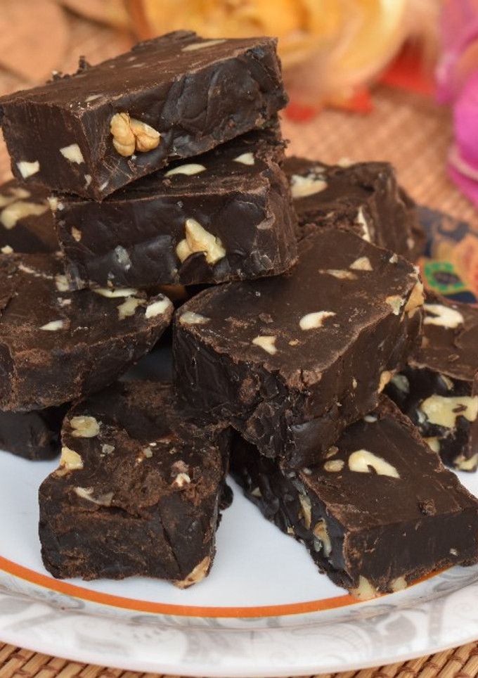 A picture of Chocolate Fudge Cake.