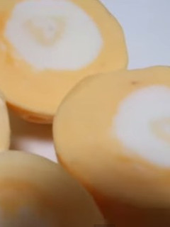 Una foto de Huevos cocidos a la inversa