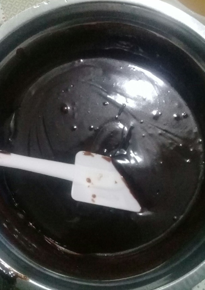 Una foto de Crema de chocolate para relleno o cobertura de tortas o budines