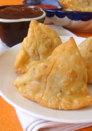 A picture of Aloo Samosa.