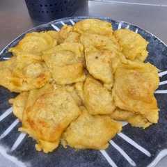 Una foto de Chipacitos / bolitas de queso - con harina de garbanzos