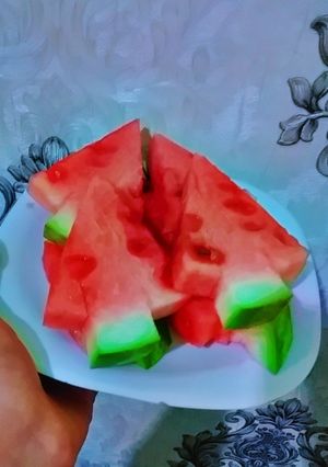 عکسی از دستور تزئین هندوانه برای دورهمی ها