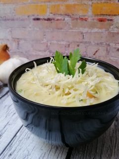 Foto resep Macaroni cheesy cream soup (eggless)