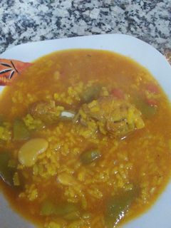 Una foto de Arròs caldós (arroz caldoso)
